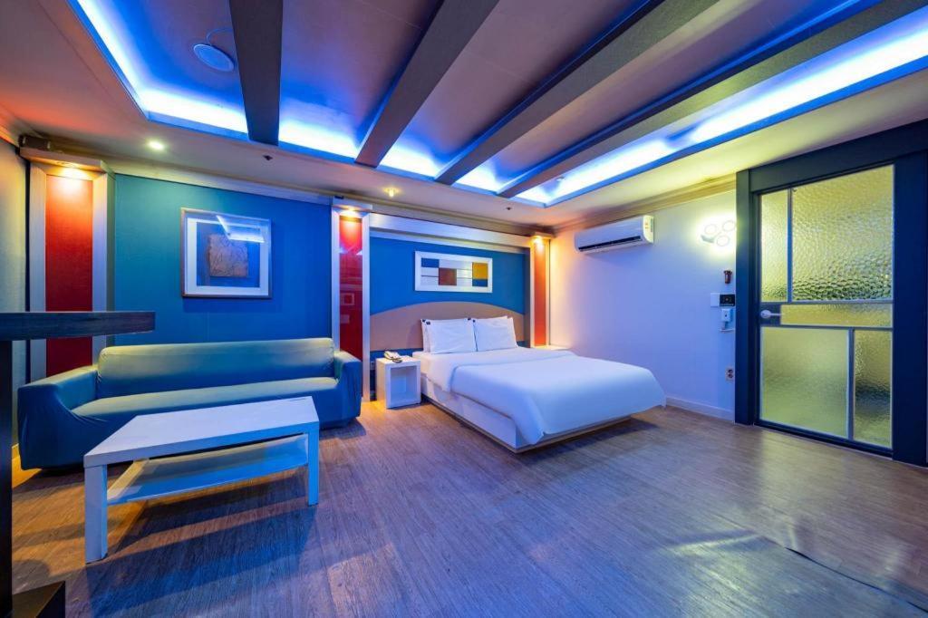 Hotel Head-One Uijeongbu Εξωτερικό φωτογραφία