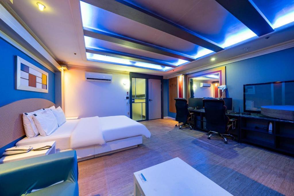 Hotel Head-One Uijeongbu Εξωτερικό φωτογραφία
