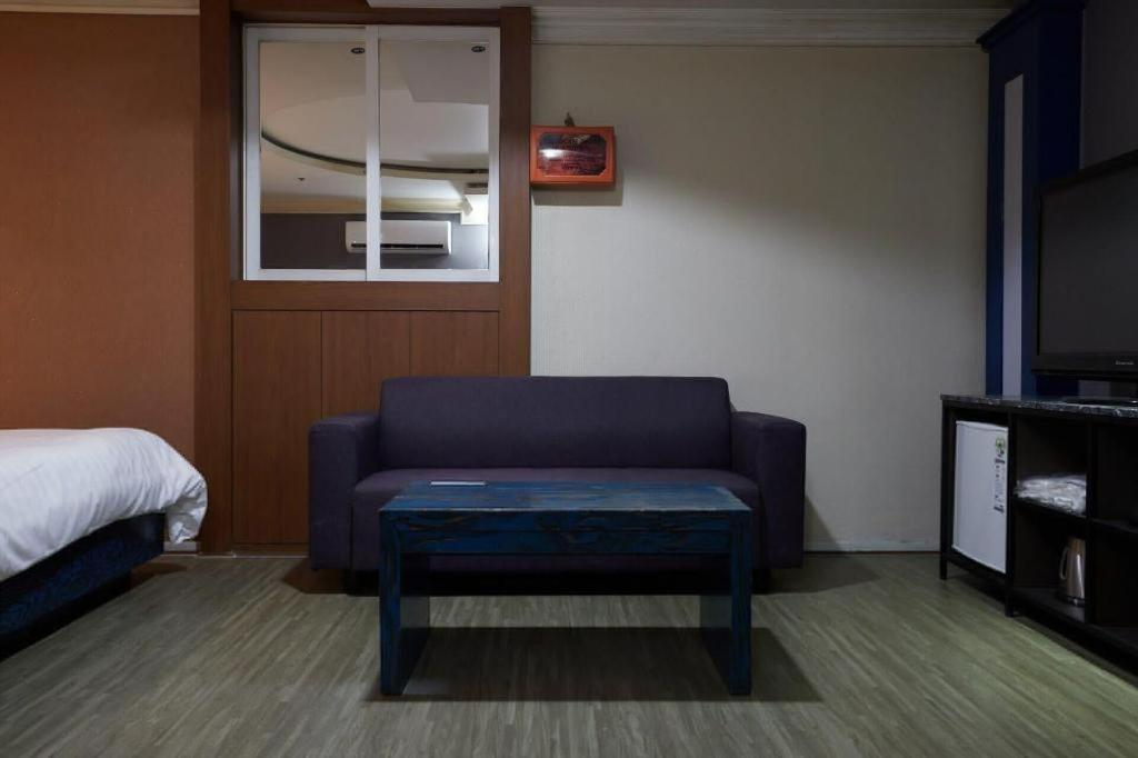 Hotel Head-One Uijeongbu Εξωτερικό φωτογραφία