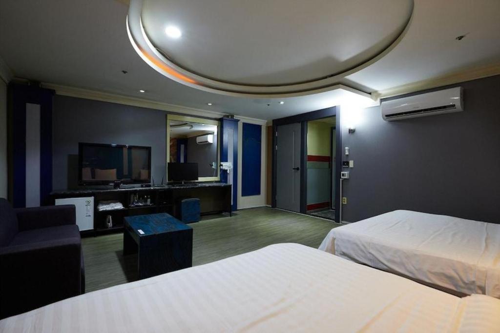 Hotel Head-One Uijeongbu Εξωτερικό φωτογραφία